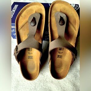 Birkenstock Gizeh BS thong sandal Size 8